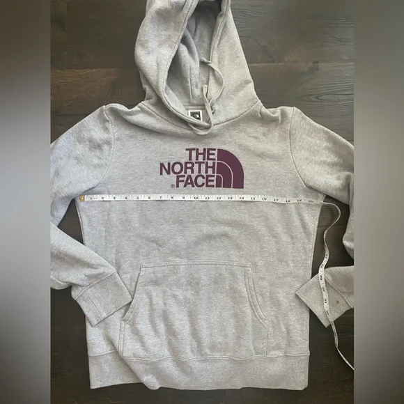 Grey and Maroon North Face Hoodie woman’s Med - Picture 5 of 6